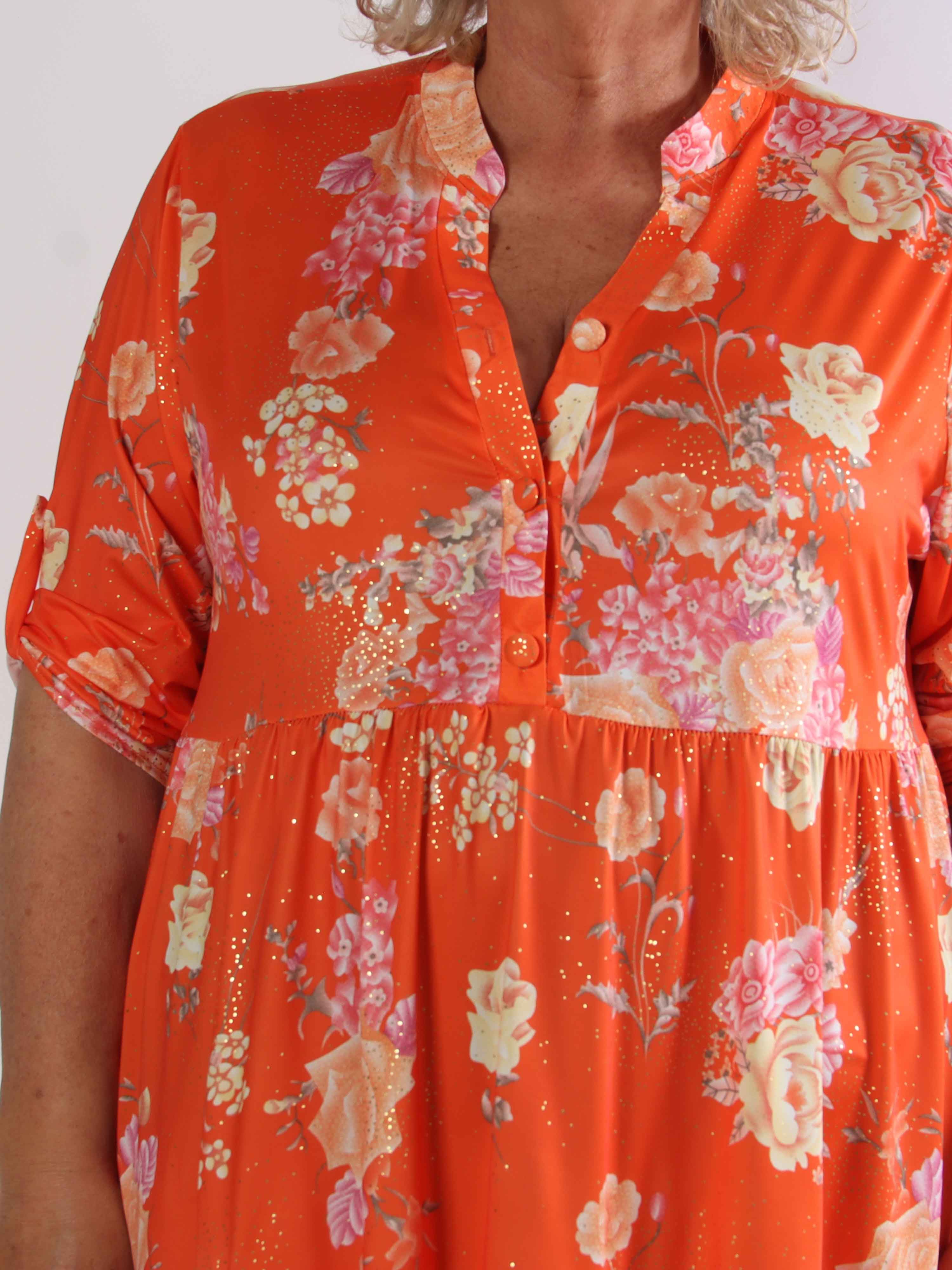 Milano Bouquet Midi - Plus size kjole med smukt blomsterprint og diskret guldglimmer